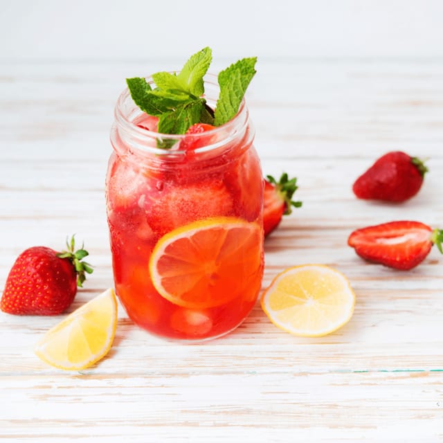  Small Strawberry Lemonade.